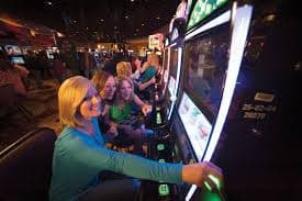 iwbet1 Platform Interface ကိုကြည့်ရှုနေသော မြန်မာကစားသမား